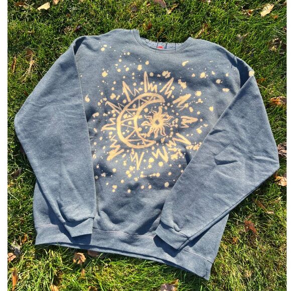 Sun & Moon Bleach Dyed Custom Painted Upcycled Crewneck Sweatshirt Gray XL - Picture 3 of 3
